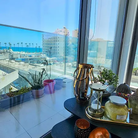 Seaview Business Hub Lägenhet Larnaca